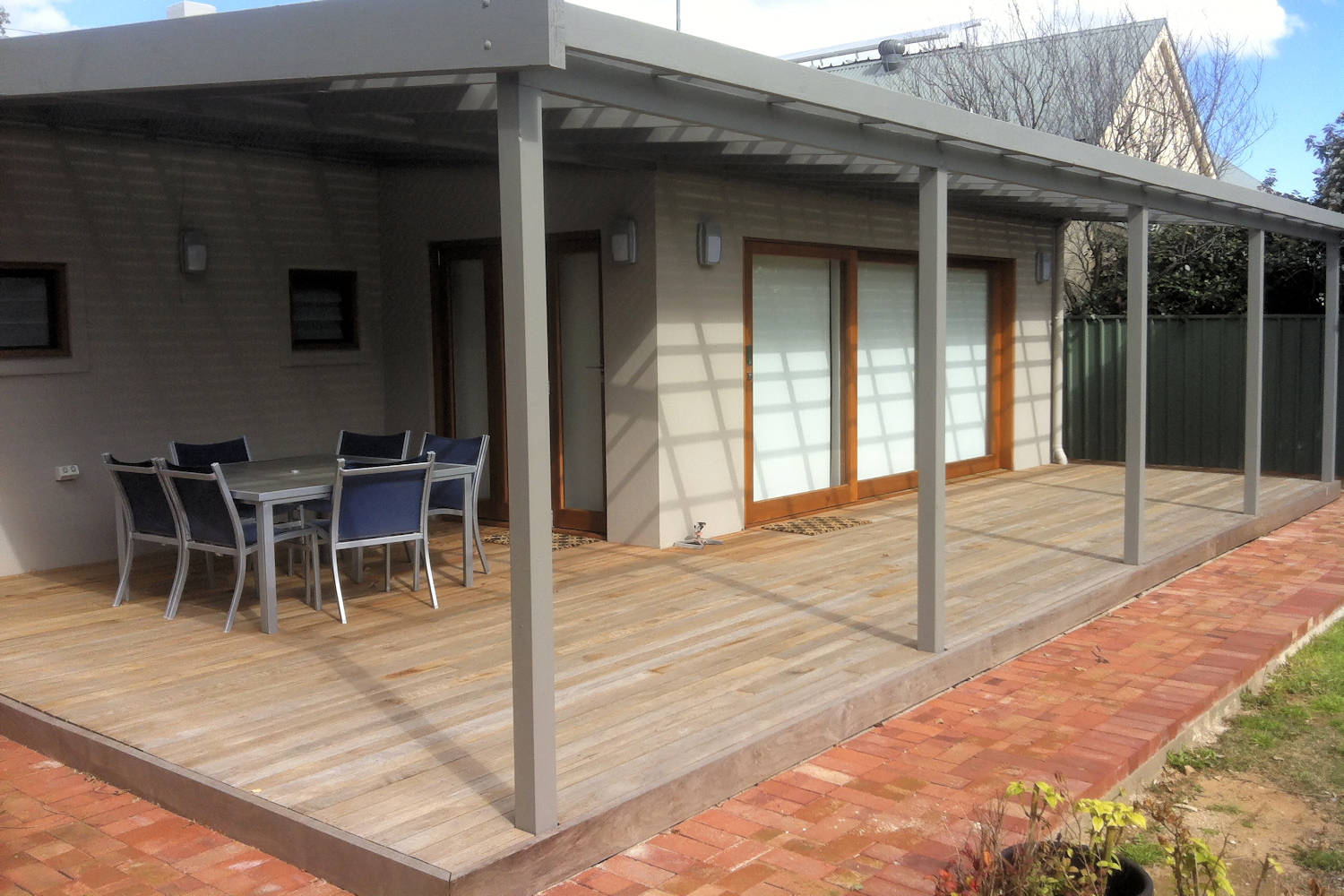 Outdoor entertaining area